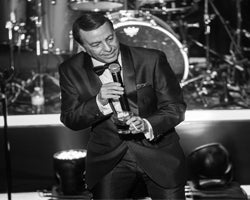 TN_ASalutetoFrankSinatra_VT35319.jpg