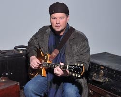 TN_ChristopherCross.jpg